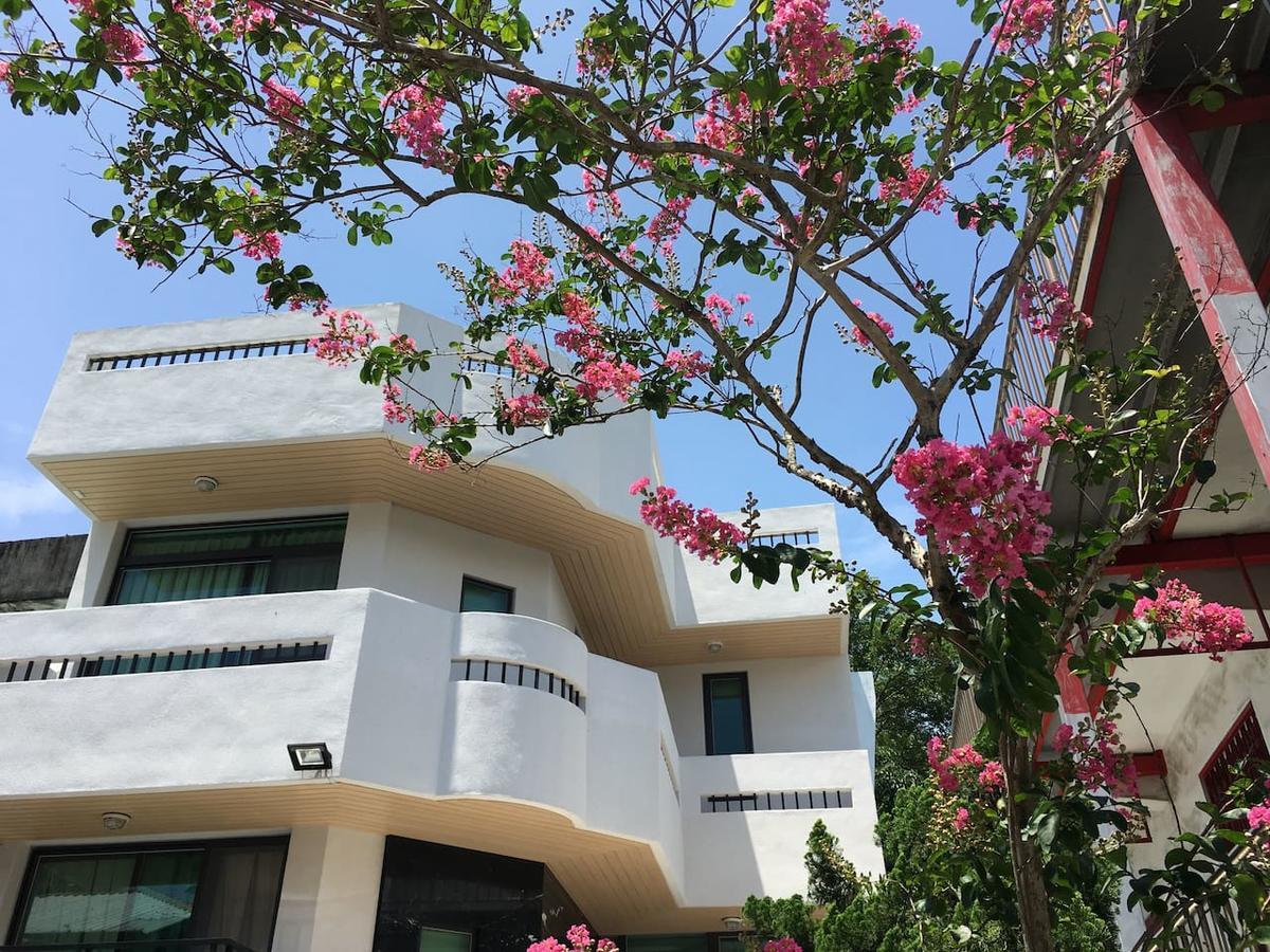 Literature River Bank 文學河岸 民宿 Hualien City Exterior foto